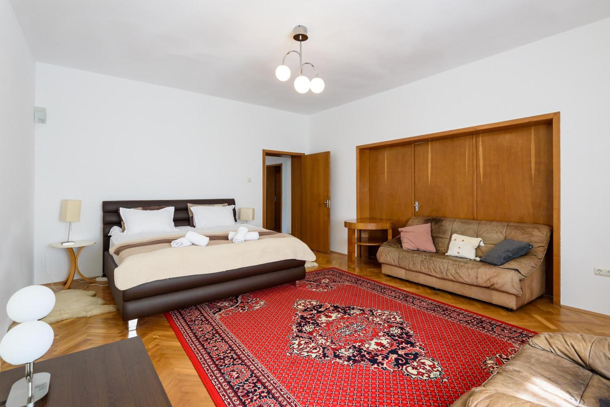 Casa Cu Cires Brasov Apartment Luaran gambar