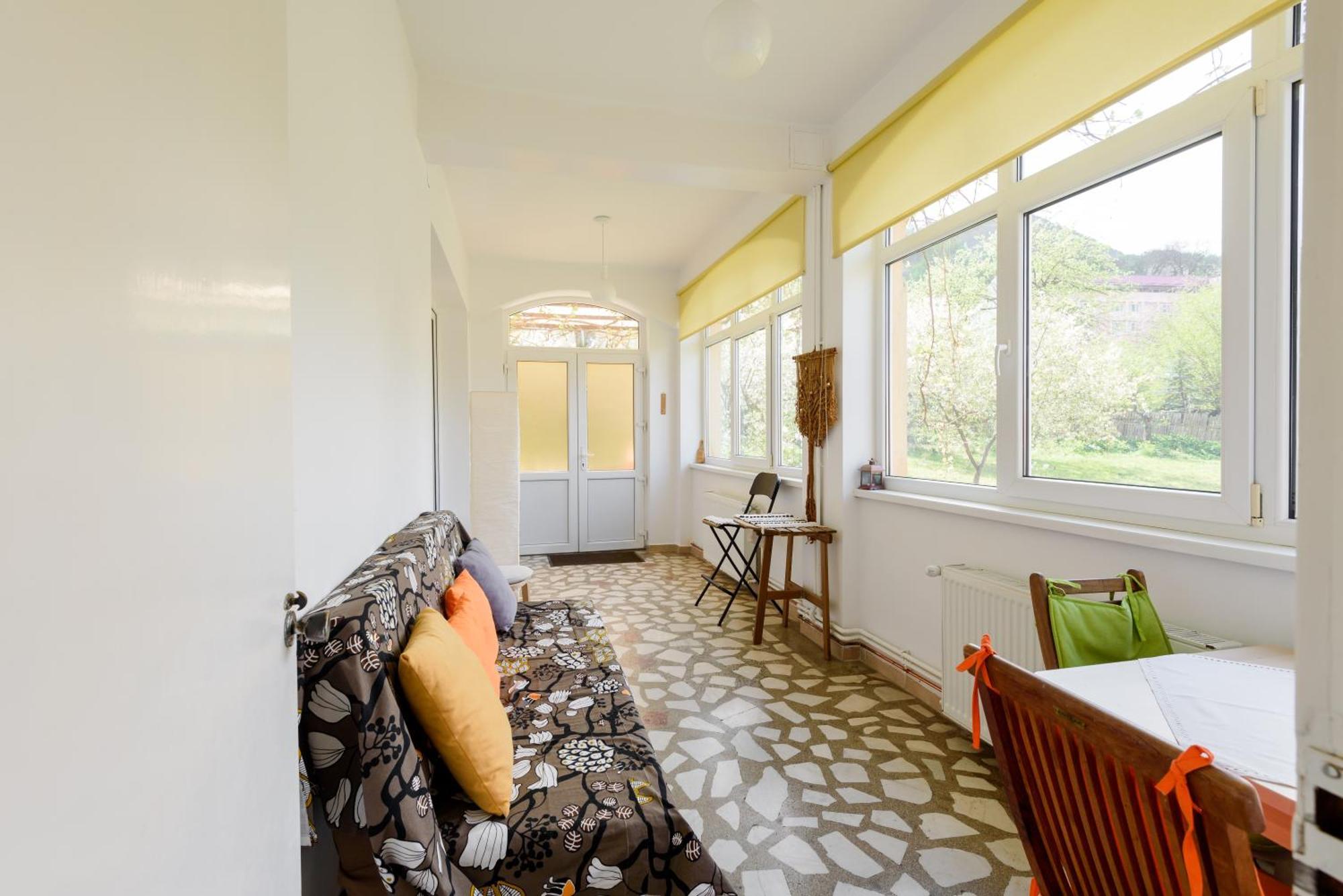 Casa Cu Cires Brasov Apartment Luaran gambar